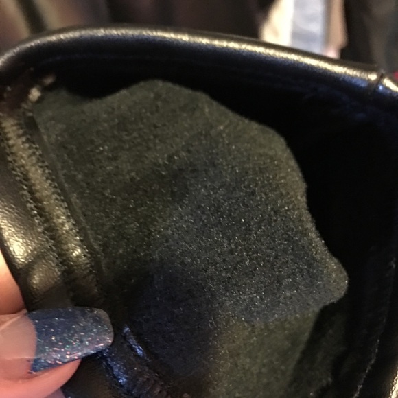 No name, plush man made pleather leggings - Picture 1 of 2